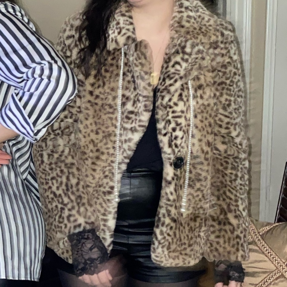 Kensie leopard print faux fur jacket
